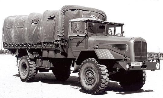 Truck Mersedes Benz LG 315/46 of German Bundeswehr<br /><a href='images/pictures/Roco/781.jpg' target='_blank'>Full size image</a>